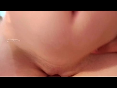 ❤️ 睡在姐姐的房间里，就这样被吵醒了 自制毛片❌️❤